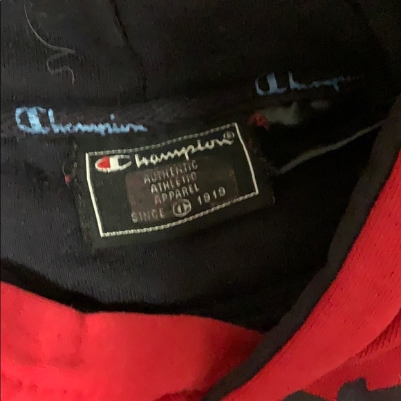 Champion hoodie - Picture 3 of 4